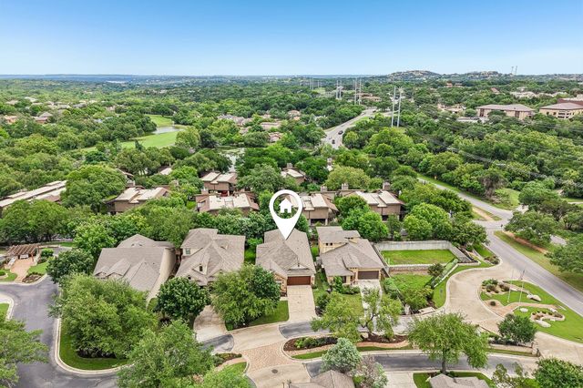 35 Prestonwood CIR, Lakeway, TX 78734