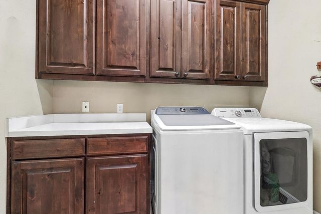 35 Prestonwood CIR, Lakeway, TX 78734