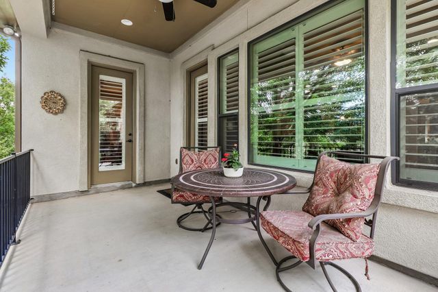 35 Prestonwood CIR, Lakeway, TX 78734