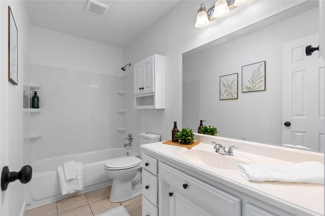 4 Rosedale Lane, Bella Vista, AR 72715