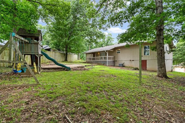 4 Rosedale Lane, Bella Vista, AR 72715