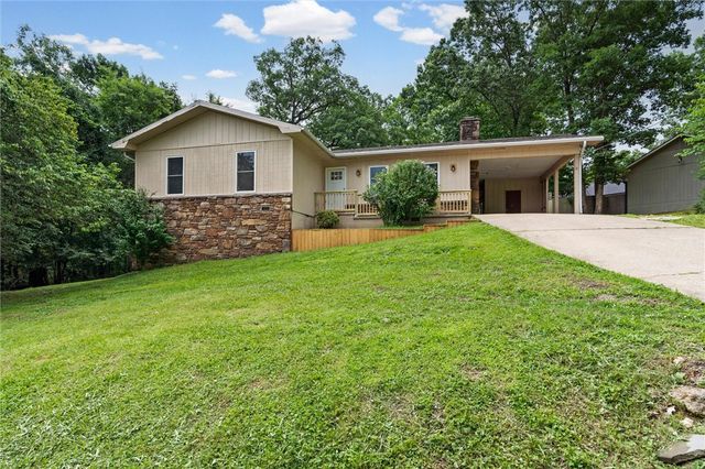 4 Rosedale Lane, Bella Vista, AR 72715