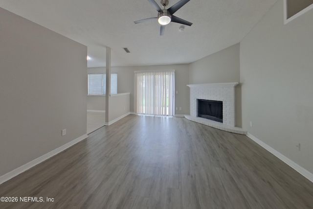589 ROBERT LIVINGSTON Street, Orange Park, FL 32073