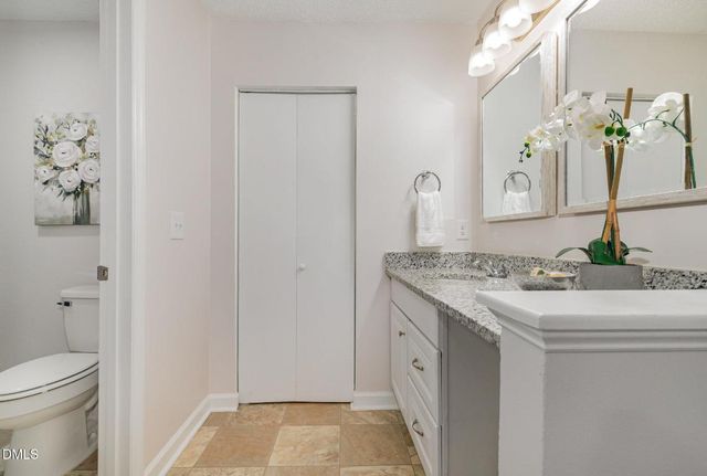 4911 Hollenden Drive 108, Raleigh, NC 27616