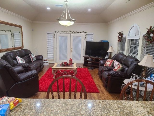 510 Shaver Street, Pasadena, TX 77506