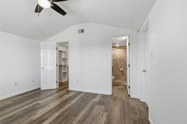 5515 Avenue R, Galveston, TX 77551