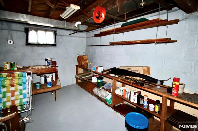 39-23 Van Duren, Fair Lawn, NJ 07410