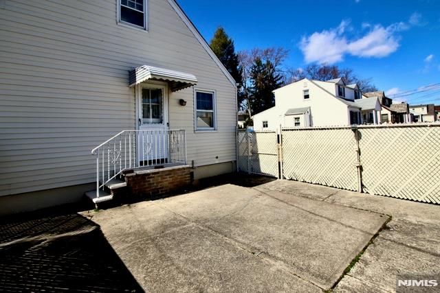 39-23 Van Duren, Fair Lawn, NJ 07410