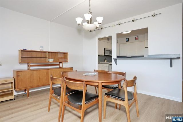 5 Horizon 1803, Fort Lee, NJ 07024