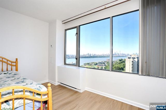 5 Horizon 1803, Fort Lee, NJ 07024