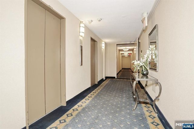 5 Horizon 1803, Fort Lee, NJ 07024