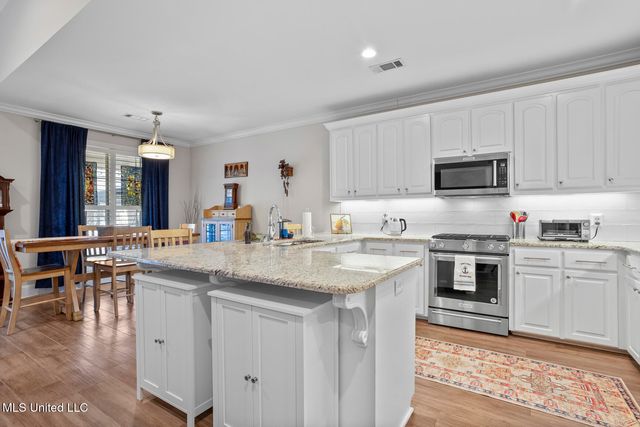 707 Chambord Drive, Brandon, MS 39042