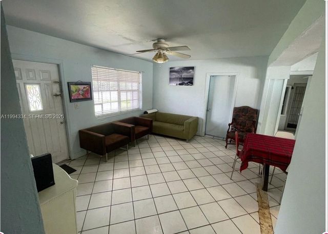 7191 SW 15th St, Miami, FL 33144