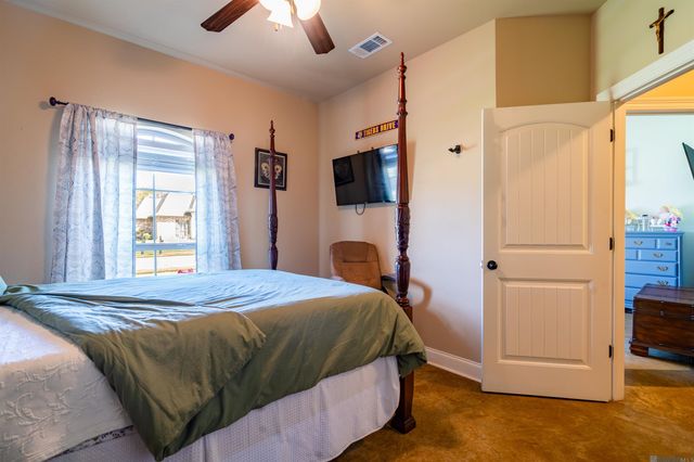 17010 Bradford Ave, Greenwell Springs, LA 70739