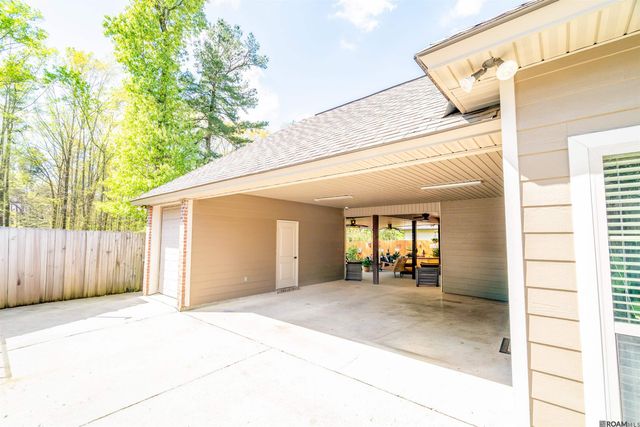 17010 Bradford Ave, Greenwell Springs, LA 70739