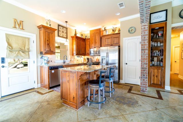 17010 Bradford Ave, Greenwell Springs, LA 70739