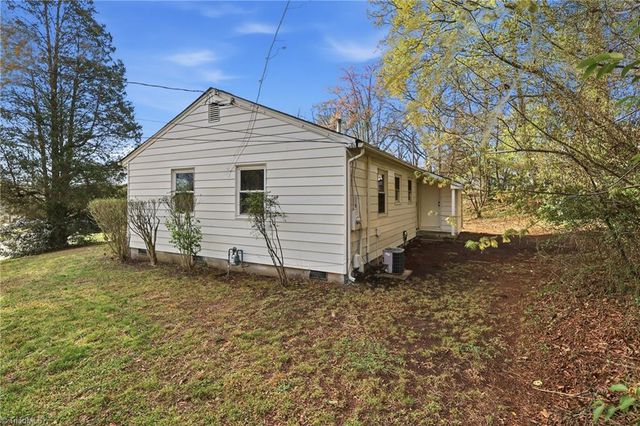 2332 Slater Avenue, Winston-salem, NC 27101