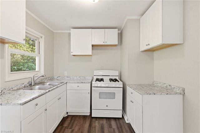 2332 Slater Avenue, Winston-salem, NC 27101