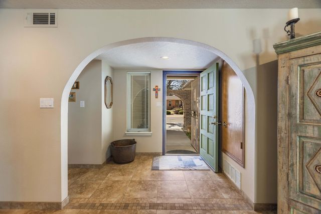 5414 Camino Sandia NE, Albuquerque, NM 87111