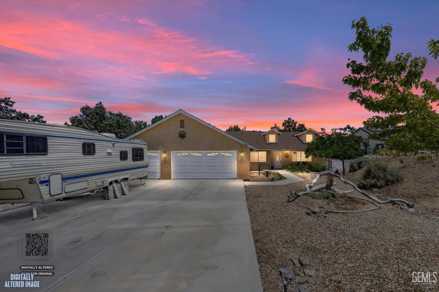 17381 Bold Venture Drive, Tehachapi, CA 93561
