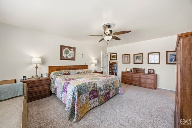 17381 Bold Venture Drive, Tehachapi, CA 93561