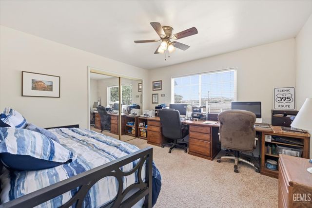 17381 Bold Venture Drive, Tehachapi, CA 93561
