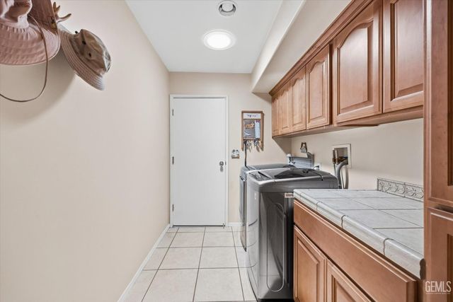 17381 Bold Venture Drive, Tehachapi, CA 93561