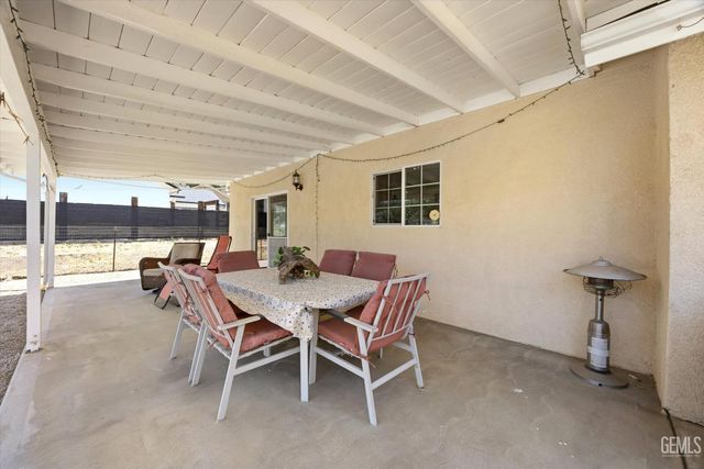 17381 Bold Venture Drive, Tehachapi, CA 93561