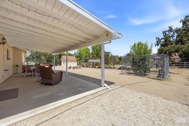 17381 Bold Venture Drive, Tehachapi, CA 93561