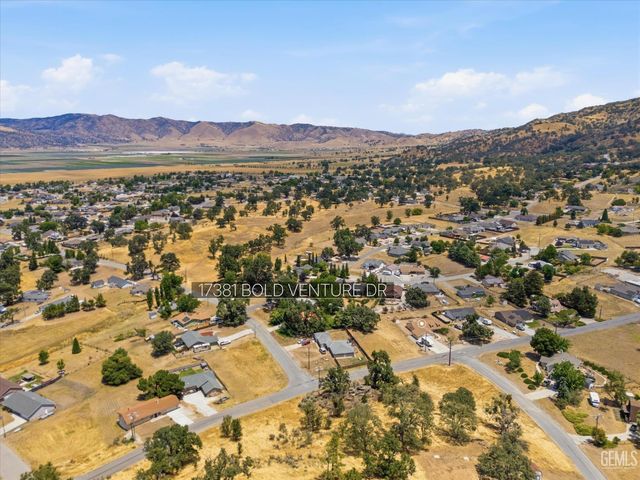 17381 Bold Venture Drive, Tehachapi, CA 93561