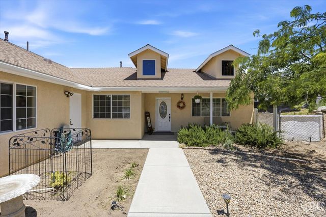 17381 Bold Venture Drive, Tehachapi, CA 93561
