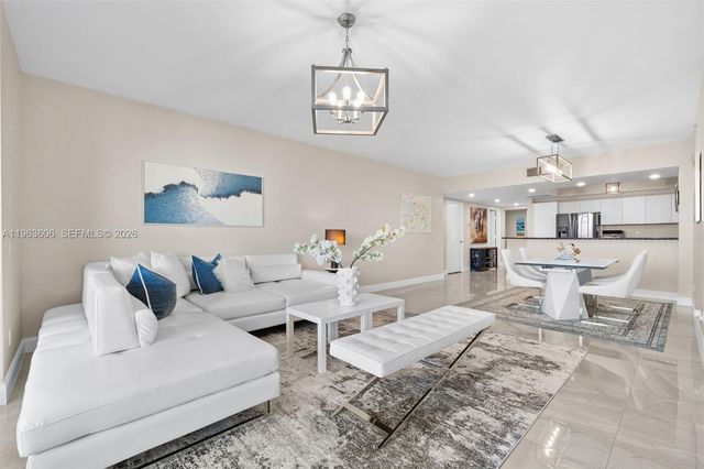 14951 Royal Oaks Ln 701, North Miami, FL 33181