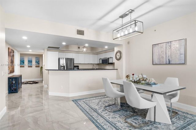 14951 Royal Oaks Ln 701, North Miami, FL 33181