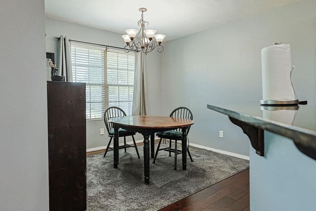 4565 W Greenridge Street, Springfield, MO 65807
