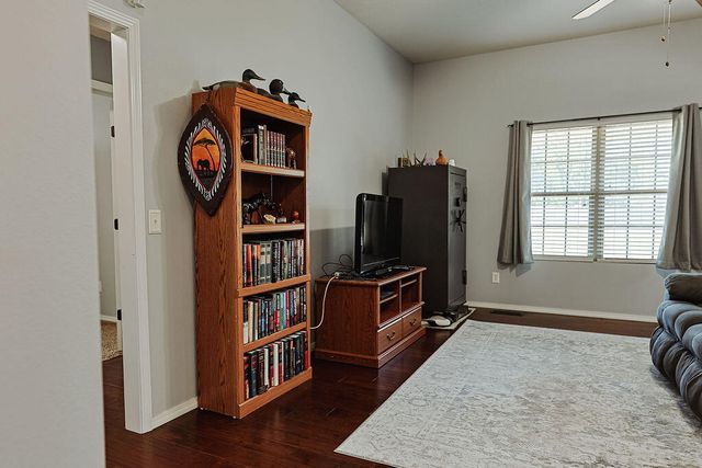 4565 W Greenridge Street, Springfield, MO 65807