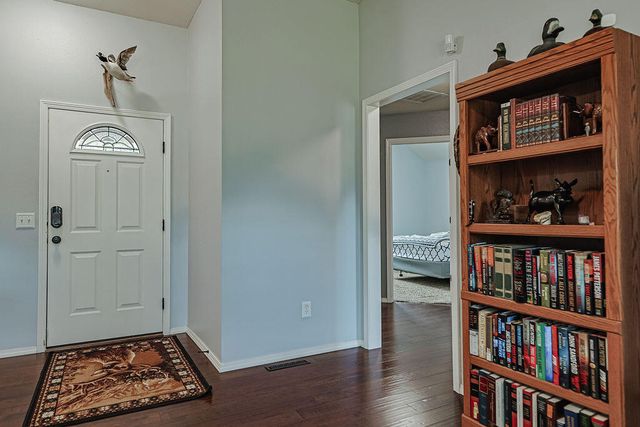 4565 W Greenridge Street, Springfield, MO 65807
