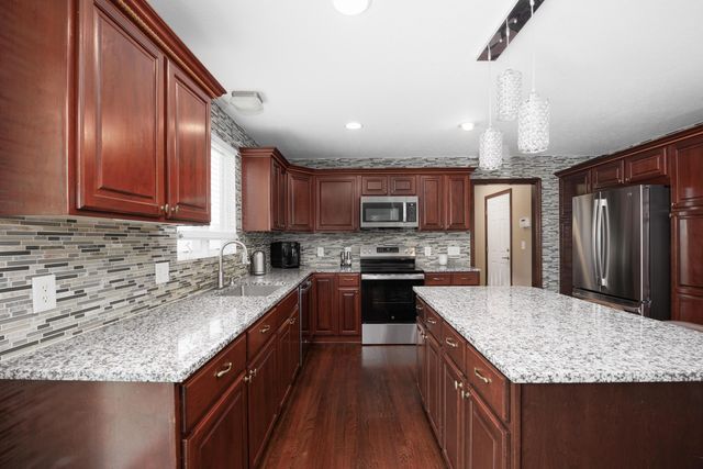 1472 Alton Road, Galloway, OH 43119