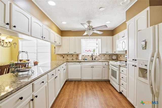 911 W Constitution Street, Victoria, TX 77901