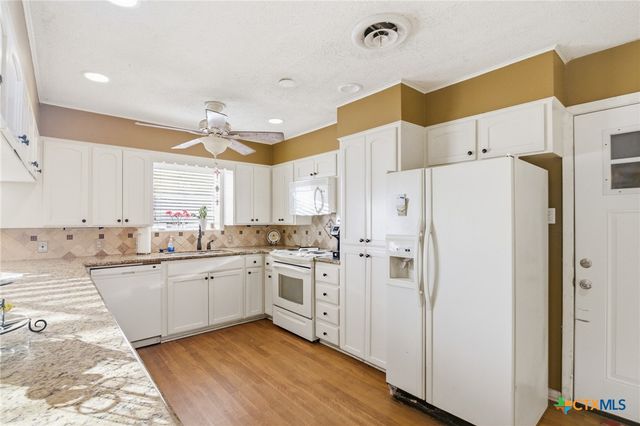 911 W Constitution Street, Victoria, TX 77901