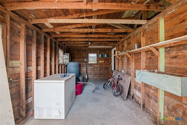 911 W Constitution Street, Victoria, TX 77901