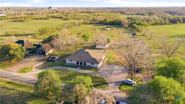 911 W Constitution Street, Victoria, TX 77901