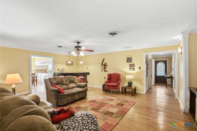 911 W Constitution Street, Victoria, TX 77901