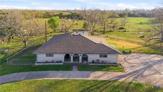 911 W Constitution Street, Victoria, TX 77901