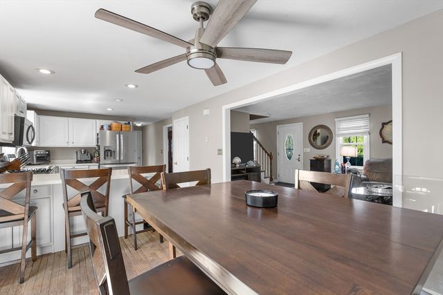 30 Sheffield Place, Mashpee, MA 02649