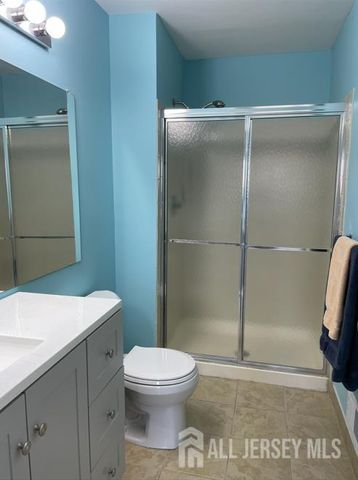 395 Lancaster Court, Piscataway, NJ 08854