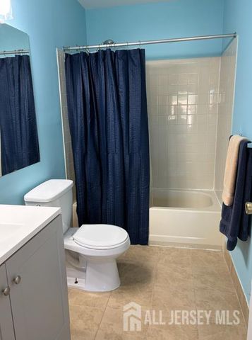 395 Lancaster Court, Piscataway, NJ 08854