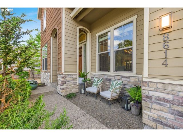 8614 Sw LOGAN Ln, Tualatin, OR 97062