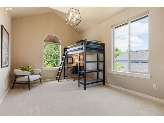 8614 Sw LOGAN Ln, Tualatin, OR 97062