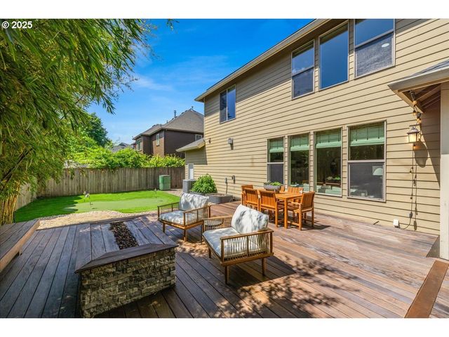 8614 Sw LOGAN Ln, Tualatin, OR 97062