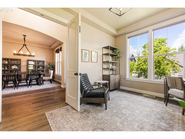 8614 Sw LOGAN Ln, Tualatin, OR 97062